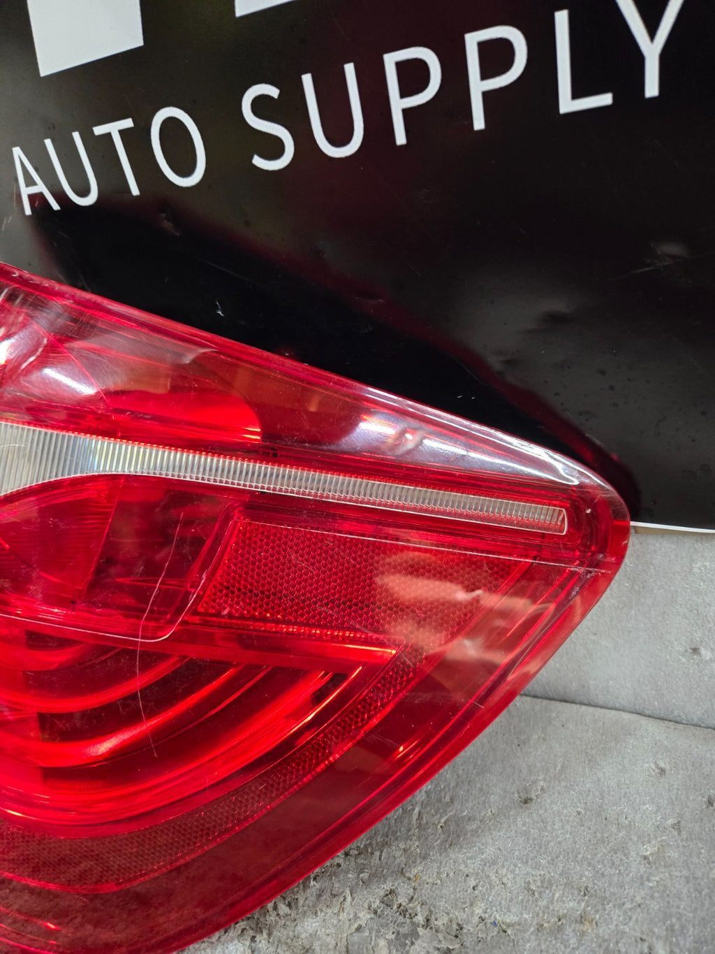2011-2017 BMW F25 X3 Rear Right Passenger Outer Taillight Light Lamp OEM 7220242