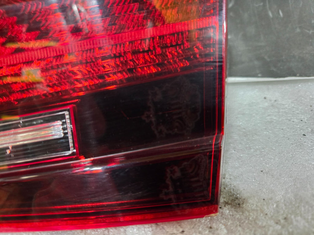 2019-2020 Infiniti QX50 Right Passenger RH Inner Taillight Lamp 26550-5NA1A OEM