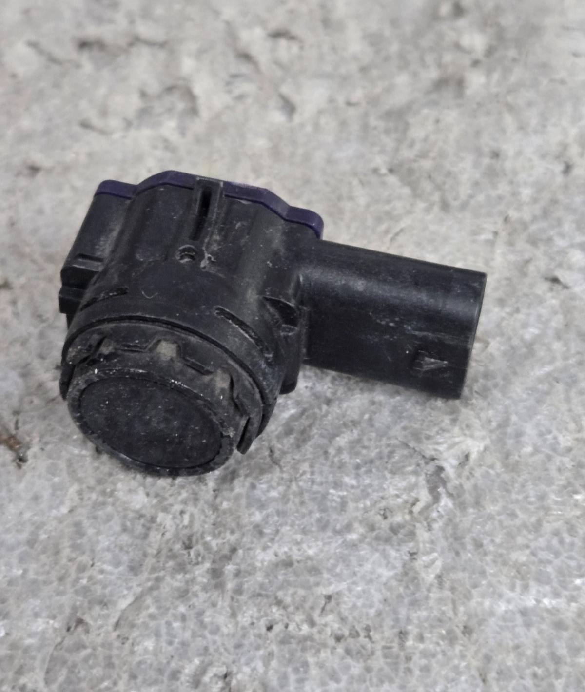 BMW Genuine OEM Front Center Parking Aid Sensor PDC 66209826957