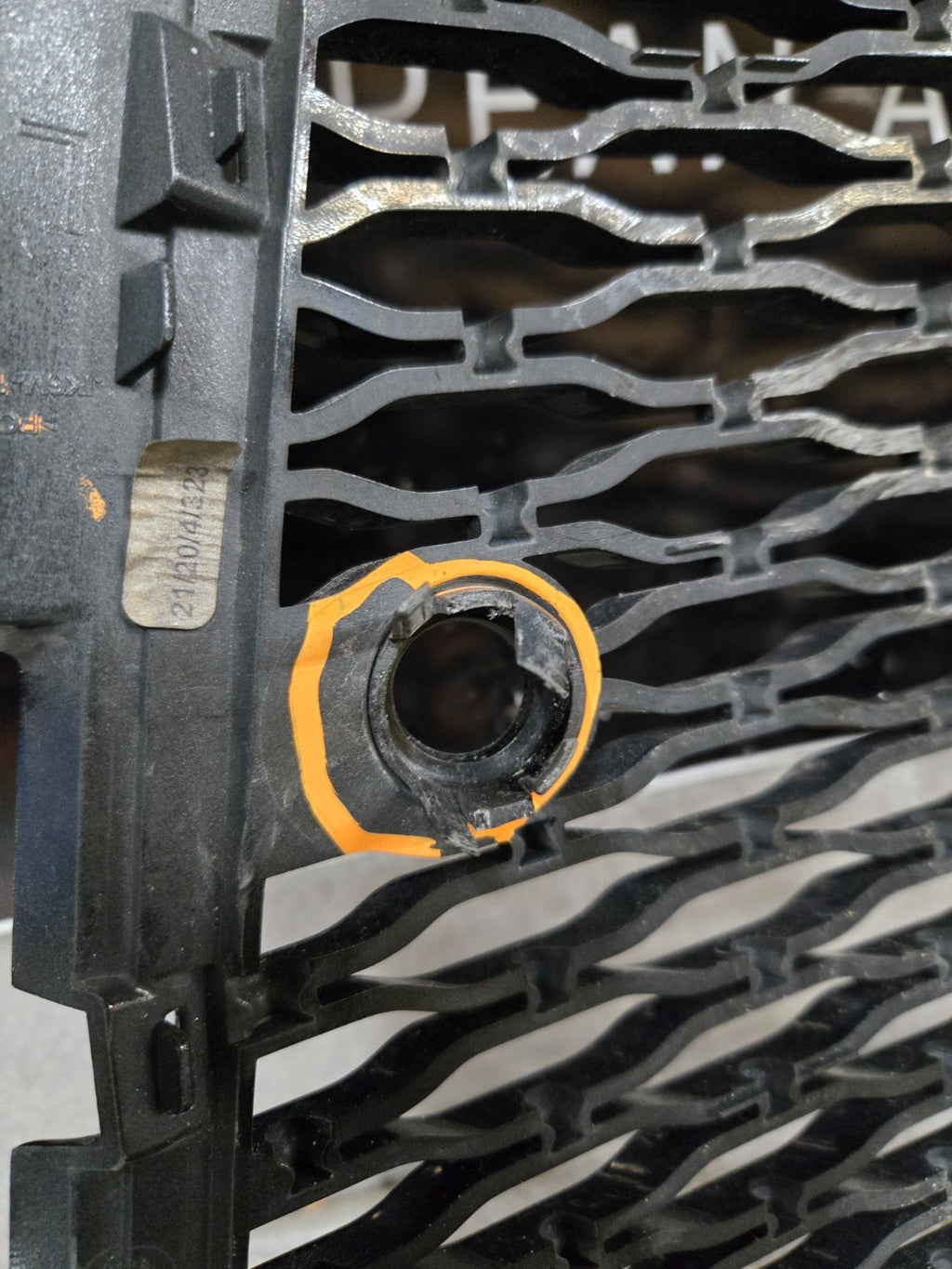 2018 2019 2020 2021 RANGE ROVER SPORT SVR GRILLE LOWER LEFT JK6M-17K947-A OEM