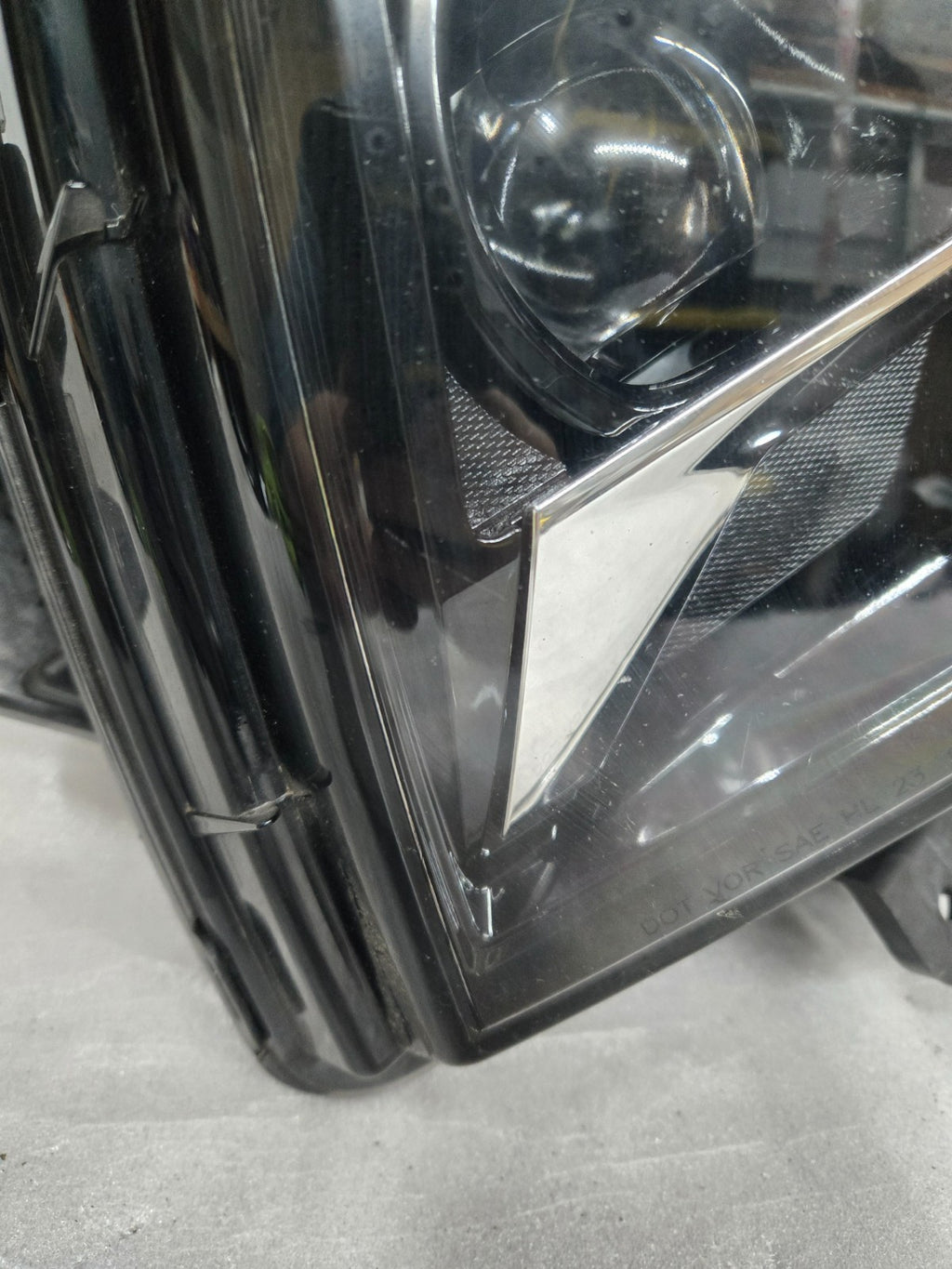 2023 - 2025 CHEVROLET BLAZER FRONT RIGHT SIDE HEADLIGHT LIGHT LAMP OEM 87846089