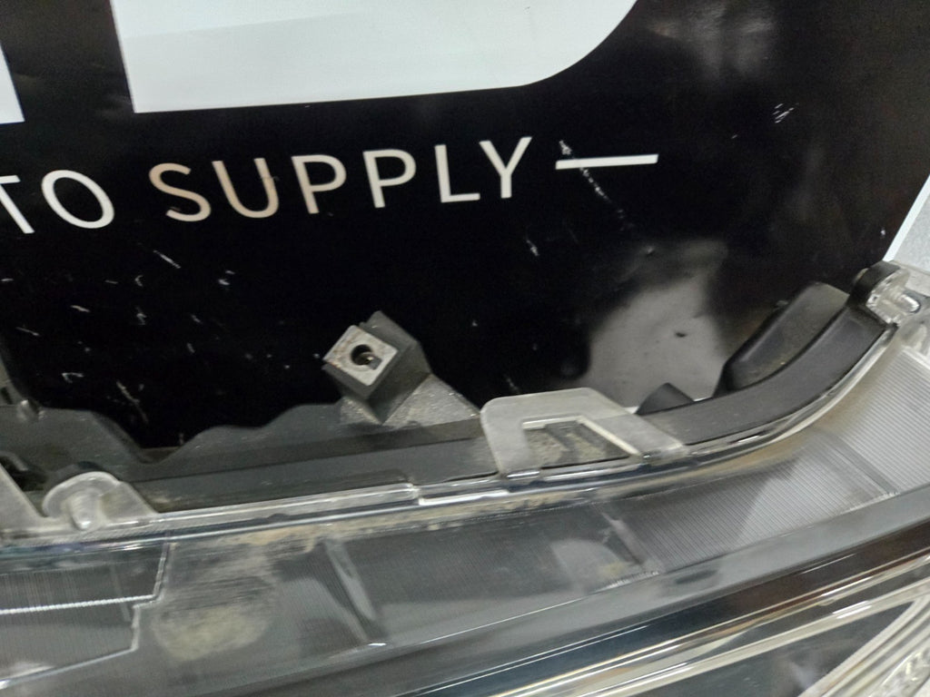 2019-2021 TOYOTA RAV4 RIGHT PASSENGER RH HEADLIGHT ASSY OEM PART# 81110-0R160