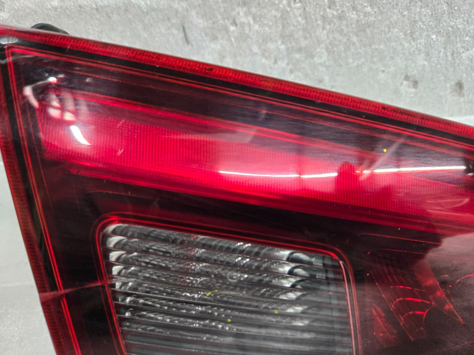 2017 - 2022 Alfa Romeo Giulia Rear Left Side Inner Tail Light Lamp OEM 20700108