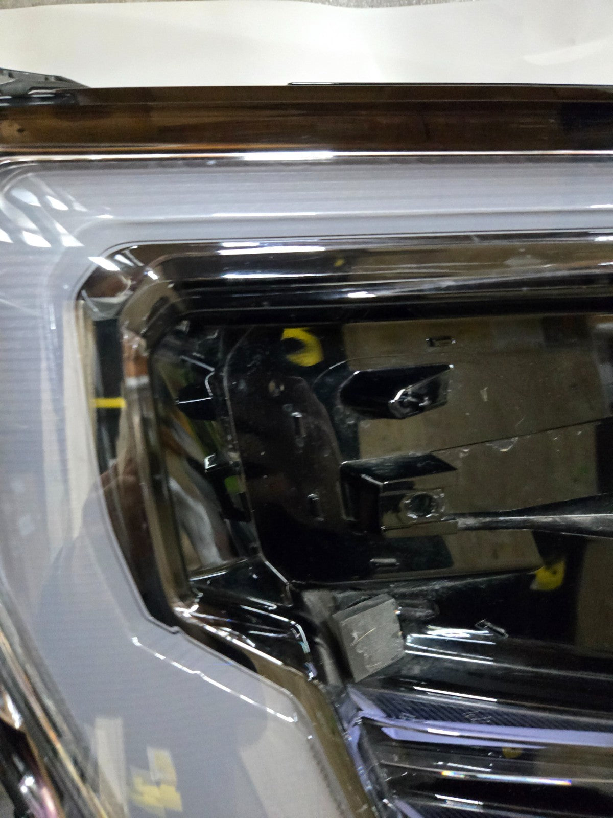 2024 2025 2026 GMC Sierra EV Full LED Headlight RH Right Genuine OEM 85092610