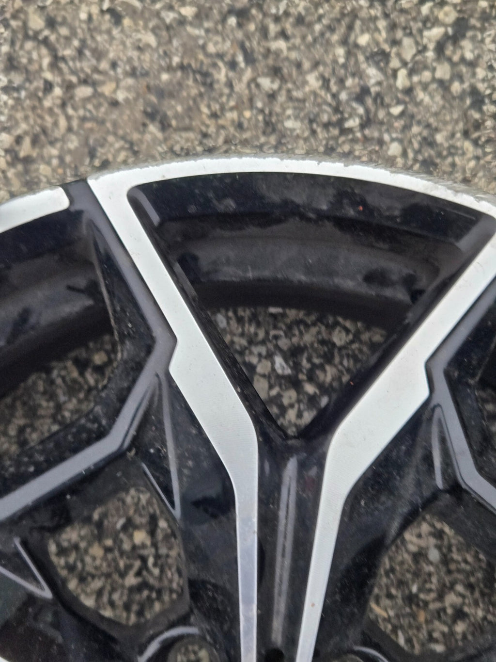 2023 - 2024 BMW X4 G02 OEM 19X7.5 M SERIES WHEEL RIM 7916263 *GOUGED/SCRAPED OEM