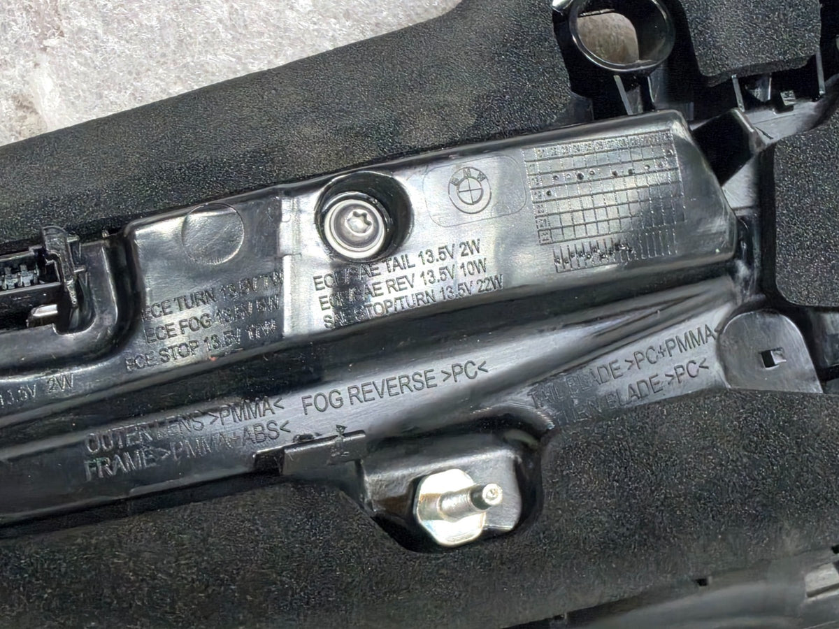 20-22 BMW 7 G11 G12 740 750 M760 ALPINA B7 TAIL LIGHT TRUNK LID DRIVER LEFT OEM