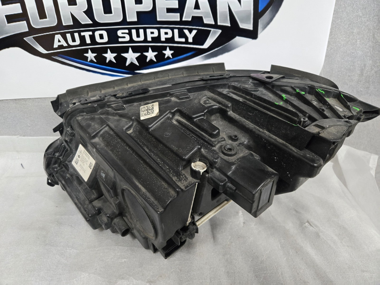 2017-2020 Mercedes W213 E-Class E250 RH Right LED Headlight OEM A2139069403KZ