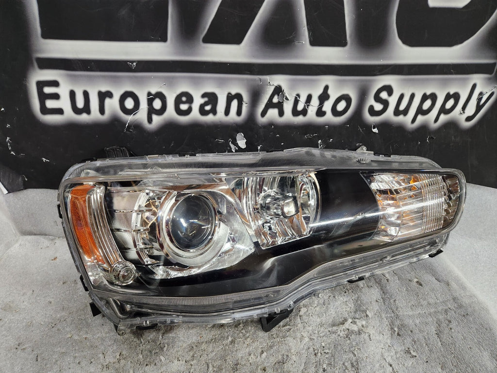 2008-2015 MITSUBISHI LANCER RIGHT SIDE HID XENON HEADLIGHT OEM