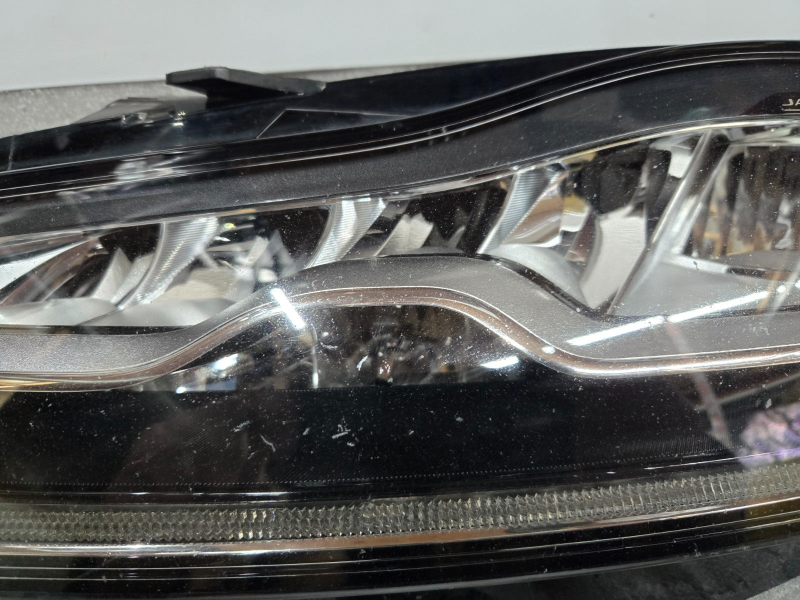 2016-2020 Jaguar XF F-PACE Left LH Driver Side Full LED Headlight OEM T2H57024