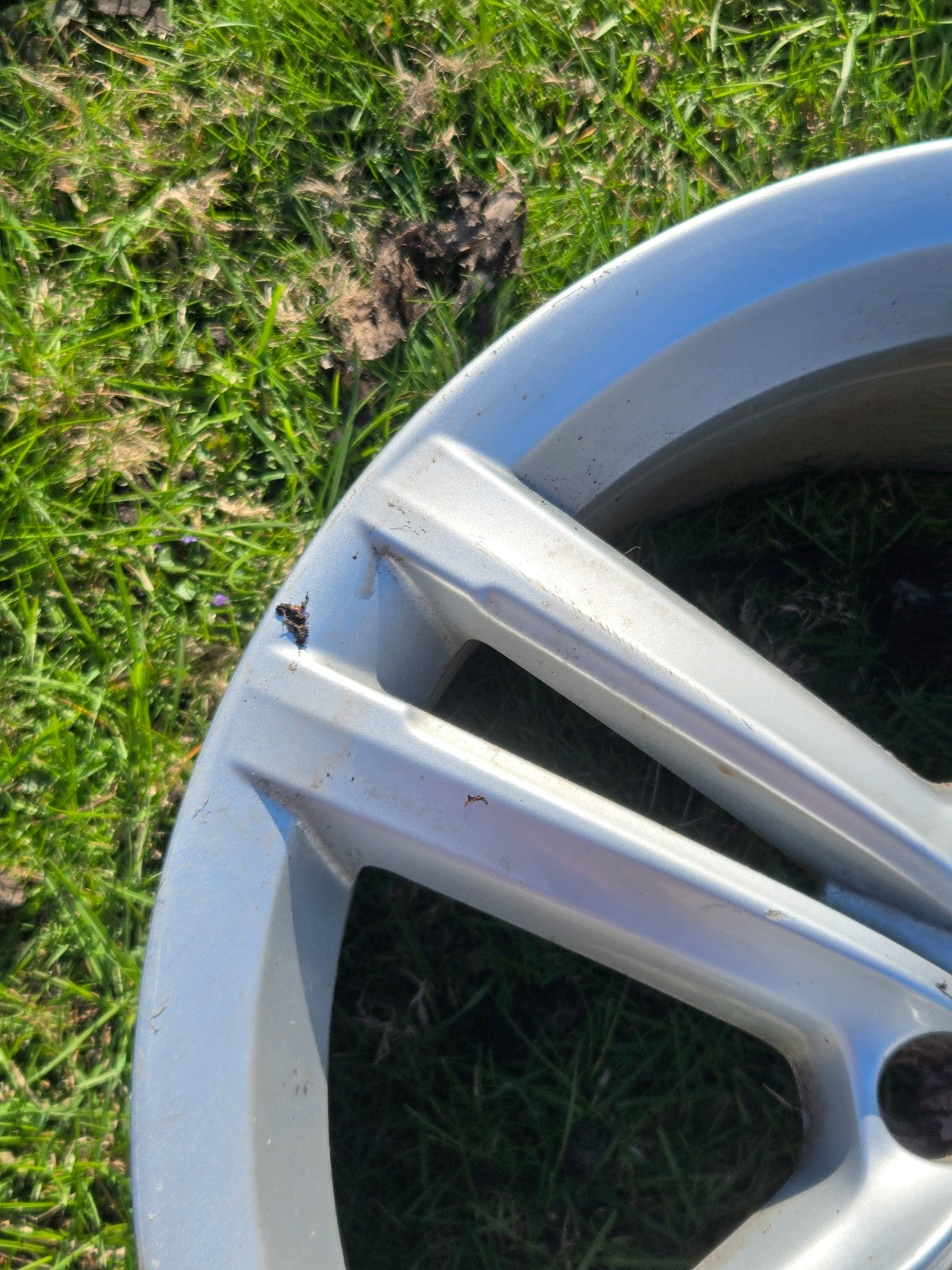2012 - 2015 Volkswagen VW Passat Wheel Rim 18" 561601025C OEM