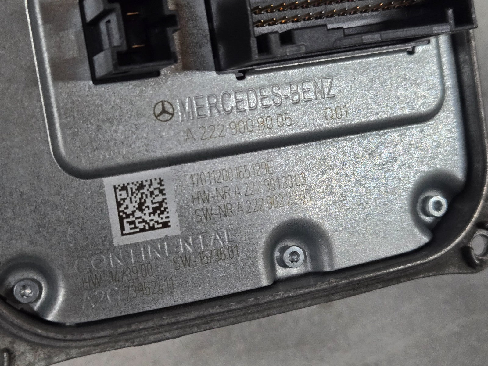 Mercedes Benz Original LED Headlight Control Module C-Class A2229008005 OEM
