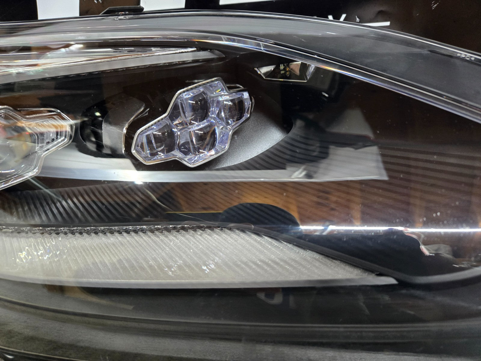 2017-2023 Aston Martin DB11 LED Headlight Right RH Passenger HY5313W029CD OEM