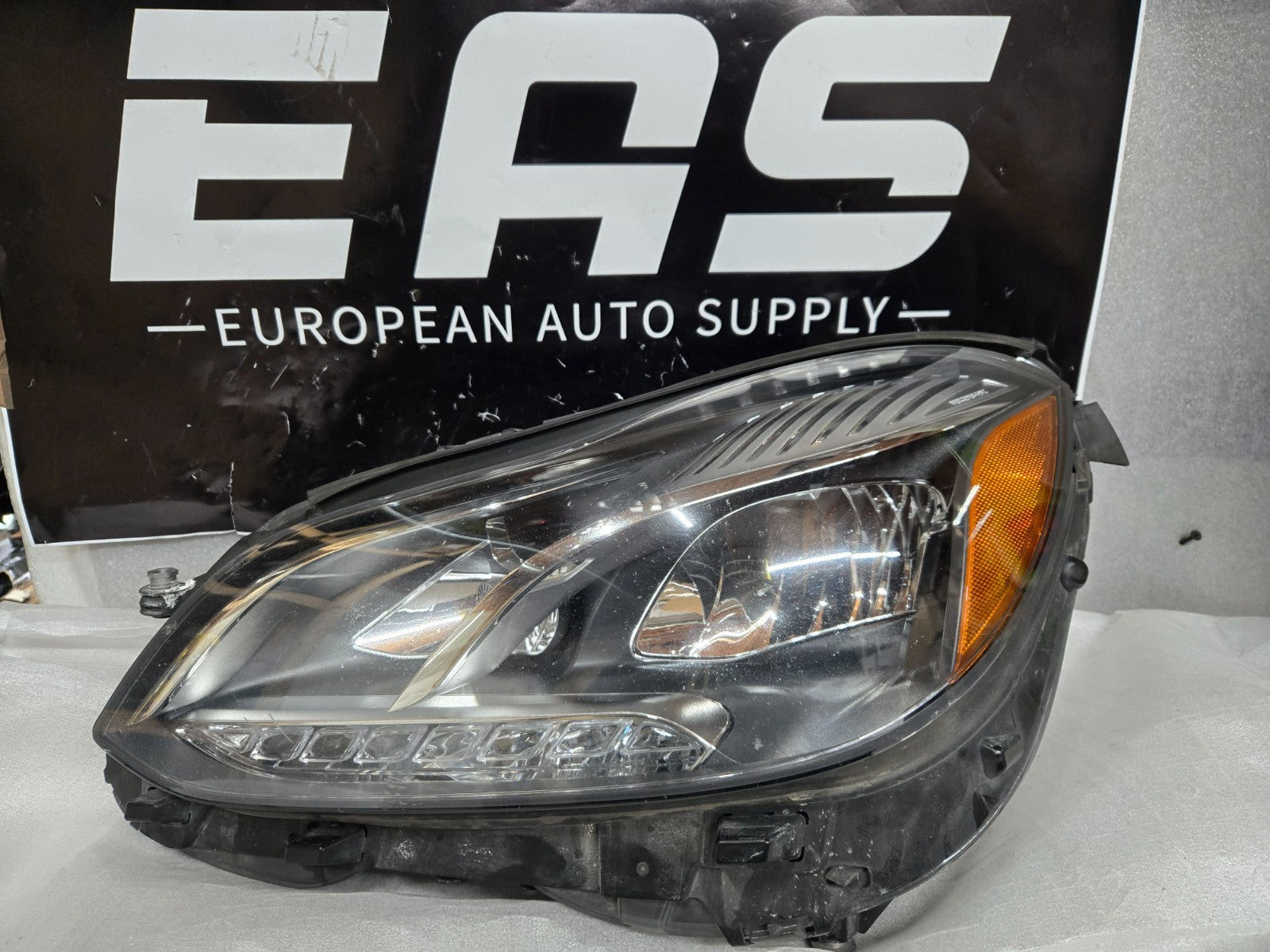 2014 2015 2016 Mercedes Sedan E350 Left LH Driver Headlight Static LED OEM