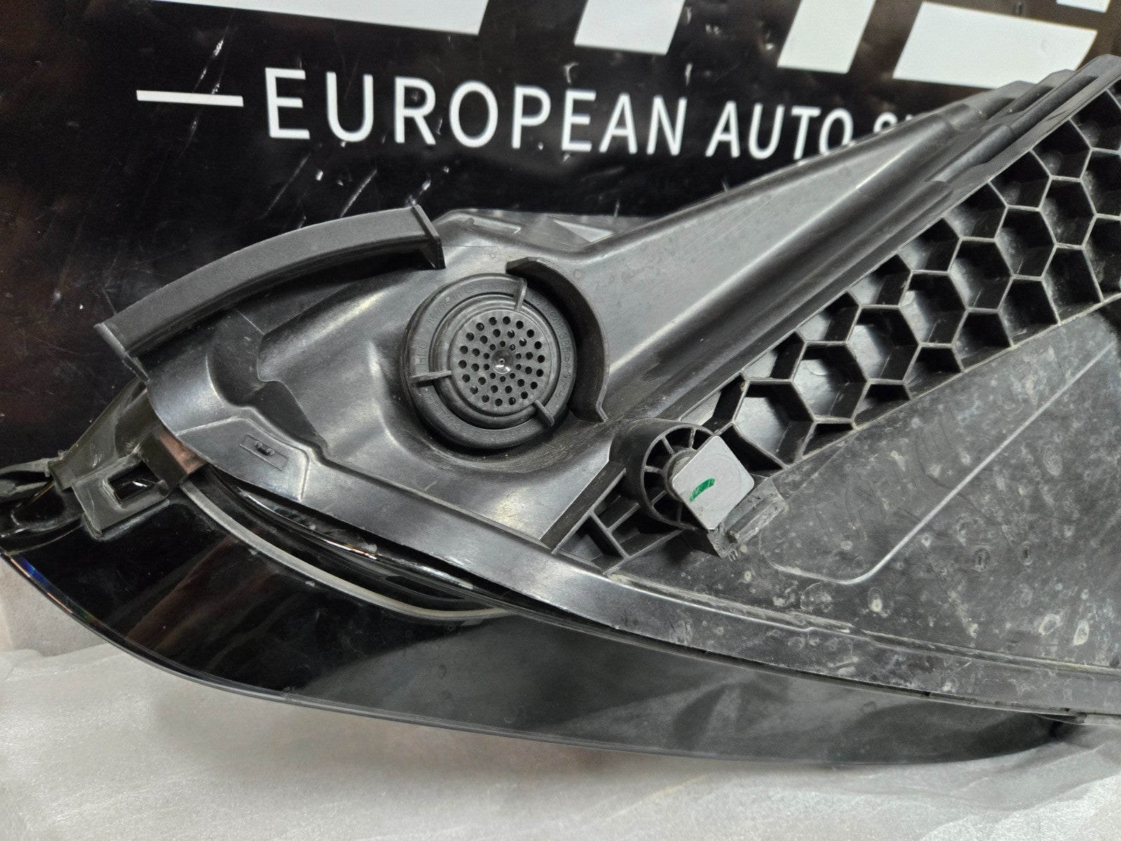 2024 2025 Porsche Cayenne Turbo Right RH Passenger Side Full LED Headlight OEM