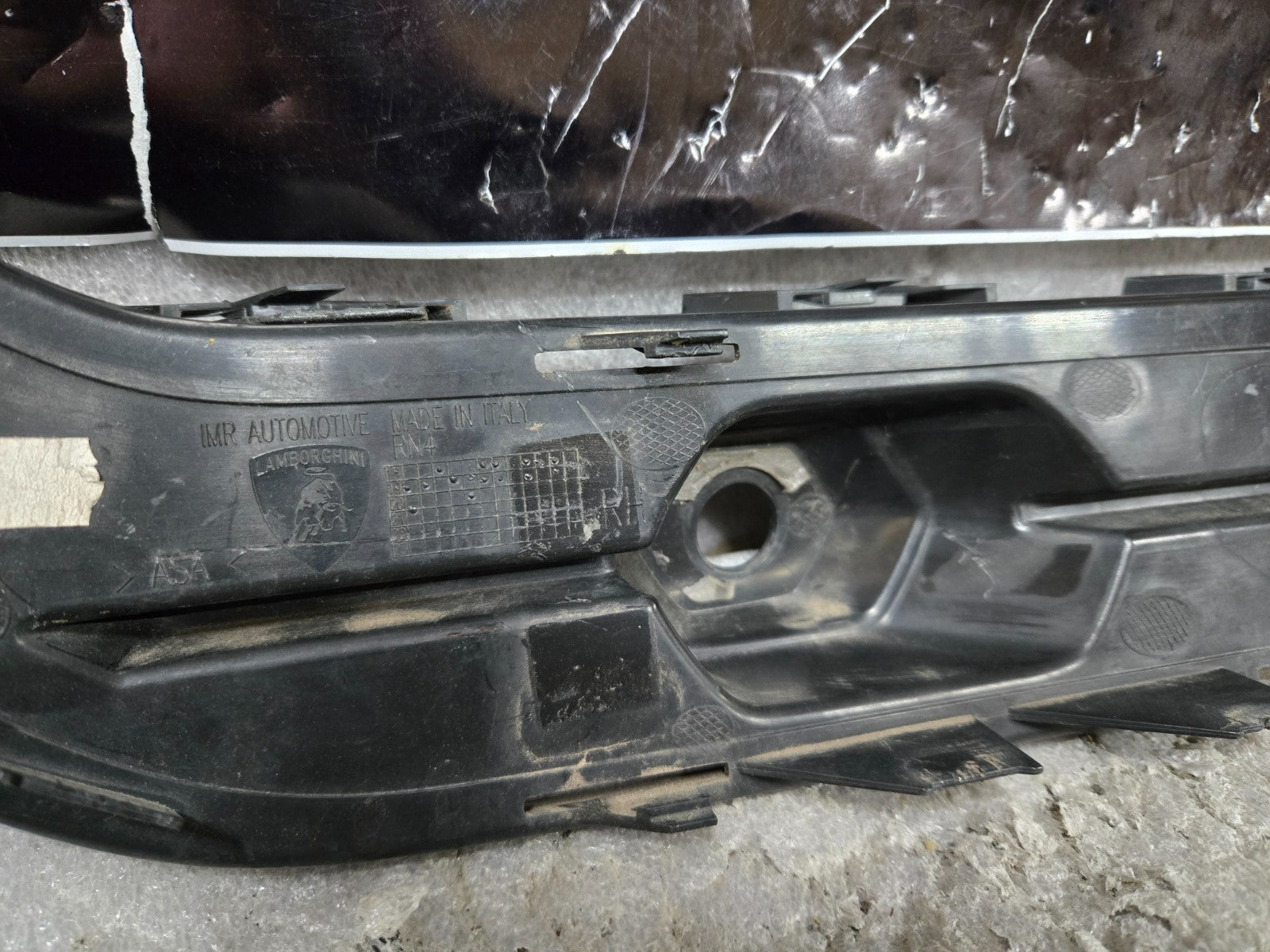 Lamborghini Urus Bumper RH Right Passenger Side Bumper Insert OEM *Clips Damaged