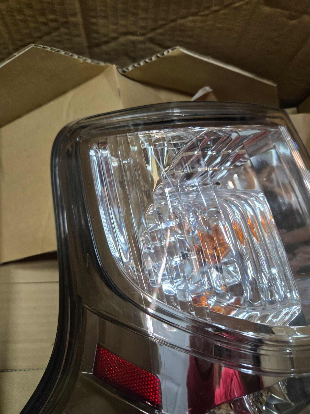 2014 - 2020 LEXUS GX460 LEFT LH DRIVER LED TAIL LIGHT OEM W/ BOX 81561-60B11