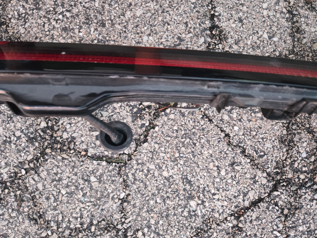 2022-2024 Hyundai Tucson Rear Tail Light Bar 92403-N9150 OEM w/ Camera