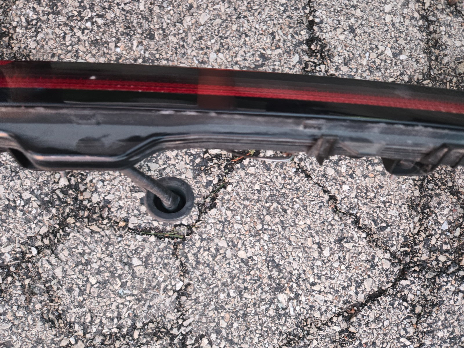 2022-2024 Hyundai Tucson Rear Tail Light Bar 92403-N9150 OEM w/ Camera