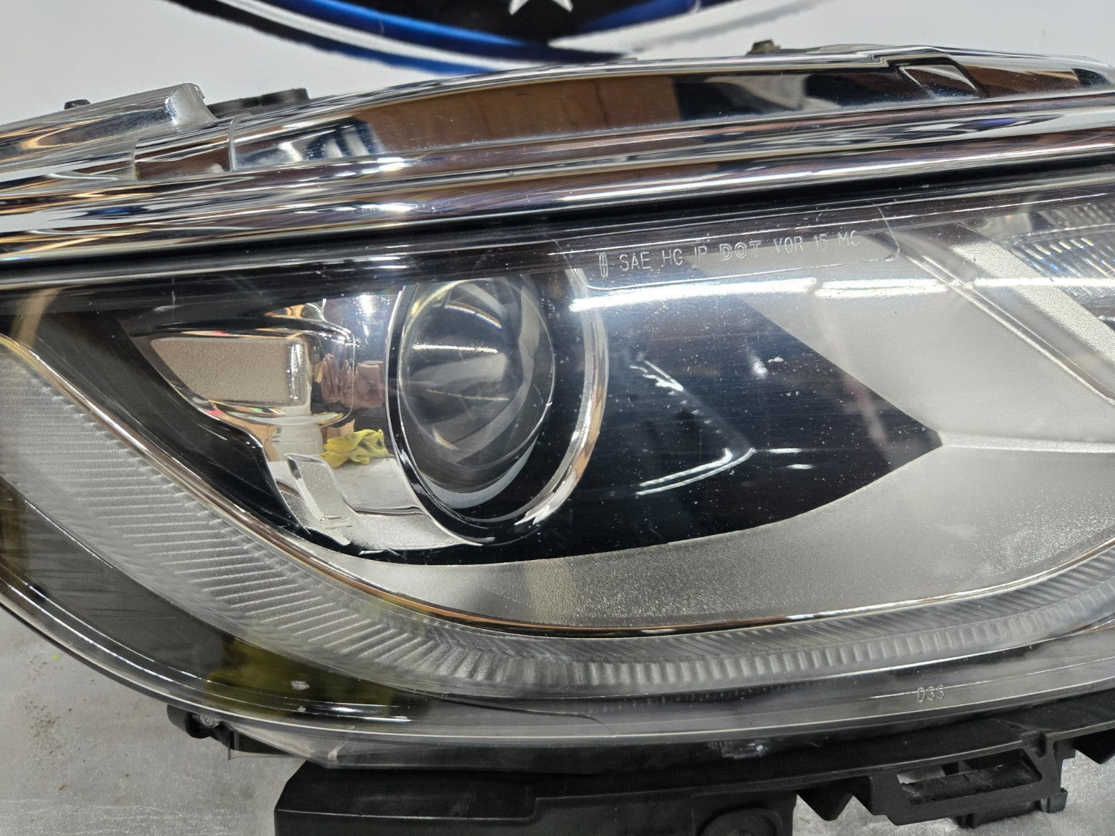 2015-2018 Lincoln MKC Headlight Xenon HID Right Passenger OEM EJ7B-13005-A