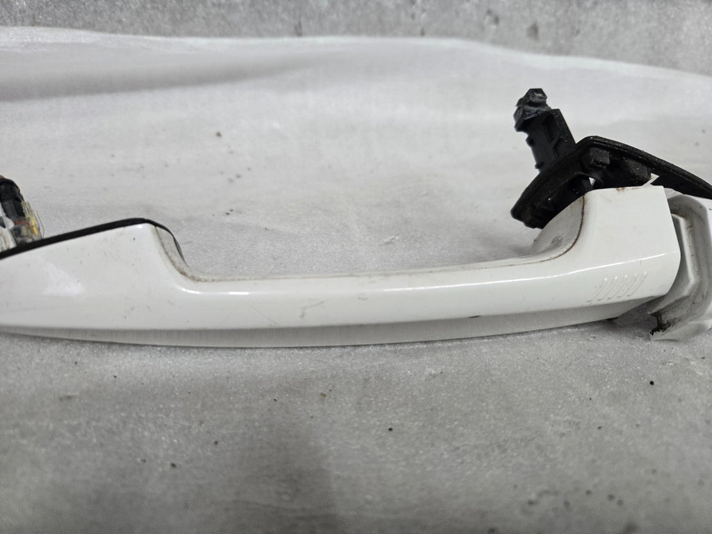 2014-2018 BMW X5 50IX F15 - LEFT LH DRIVER SIDE Exterior DOOR Handle 7328507 OEM