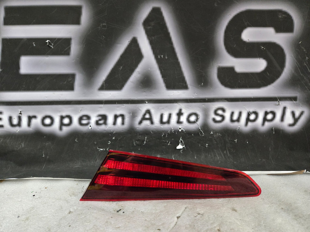 2019-2020 HYUNDAI ELANTRA RIGHT REAR TAIL LIGHT LAMP LED TRUNK MOUNT 92404-F3500