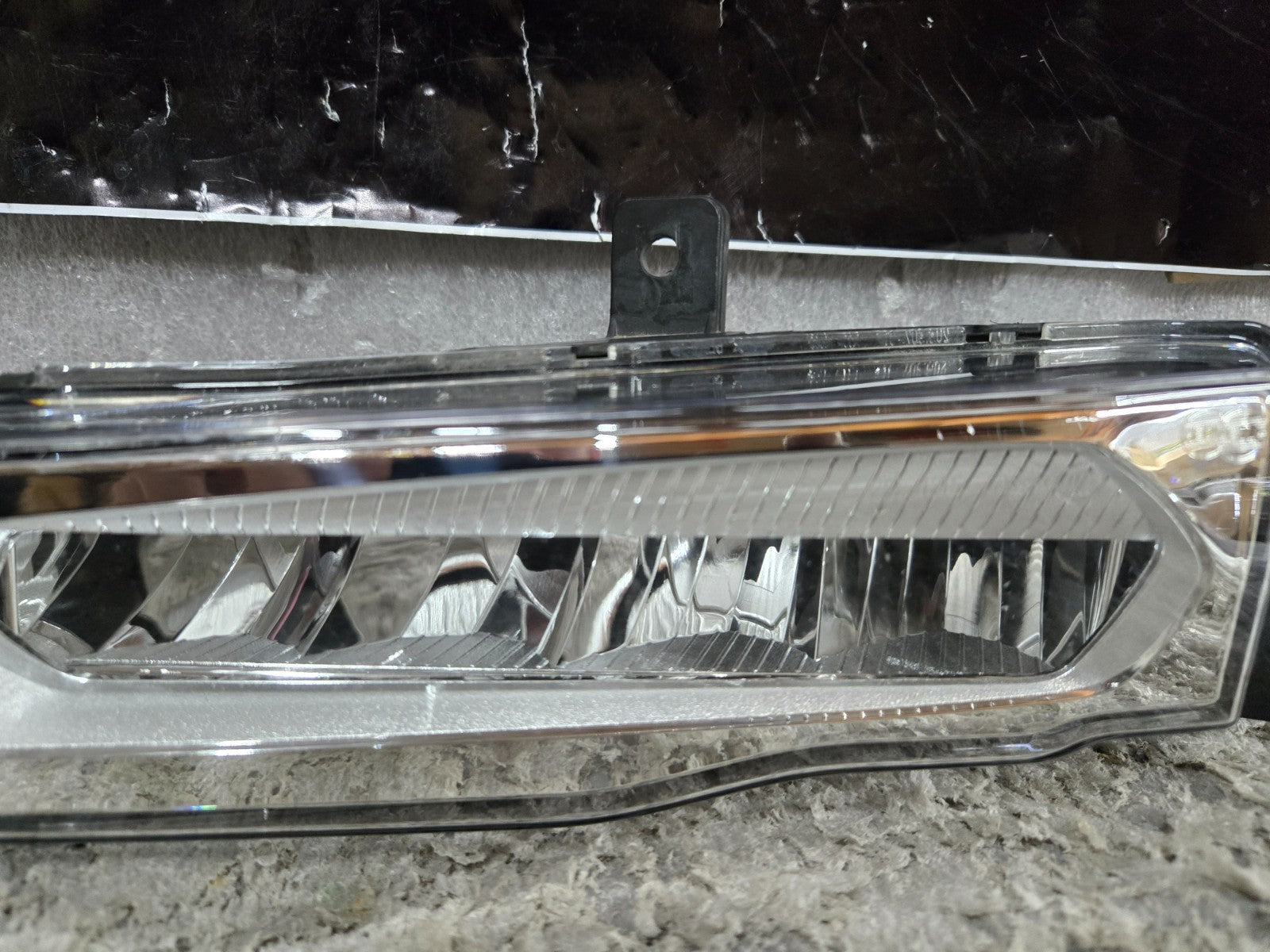 2018 - 2019 BMW X3 G01 FRONT LEFT LH DRIVER SIDE LED FOG LIGHT LAMP OEM 7412527