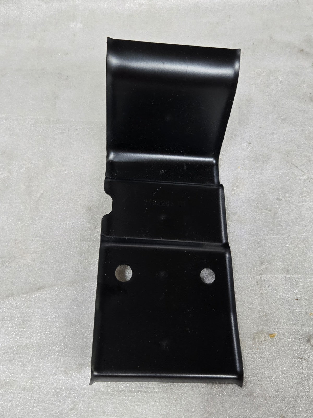 2017-2024 BMW G20 G21 330i 330 Reinforcement Plate Rocker Panel Left OEM 7493283