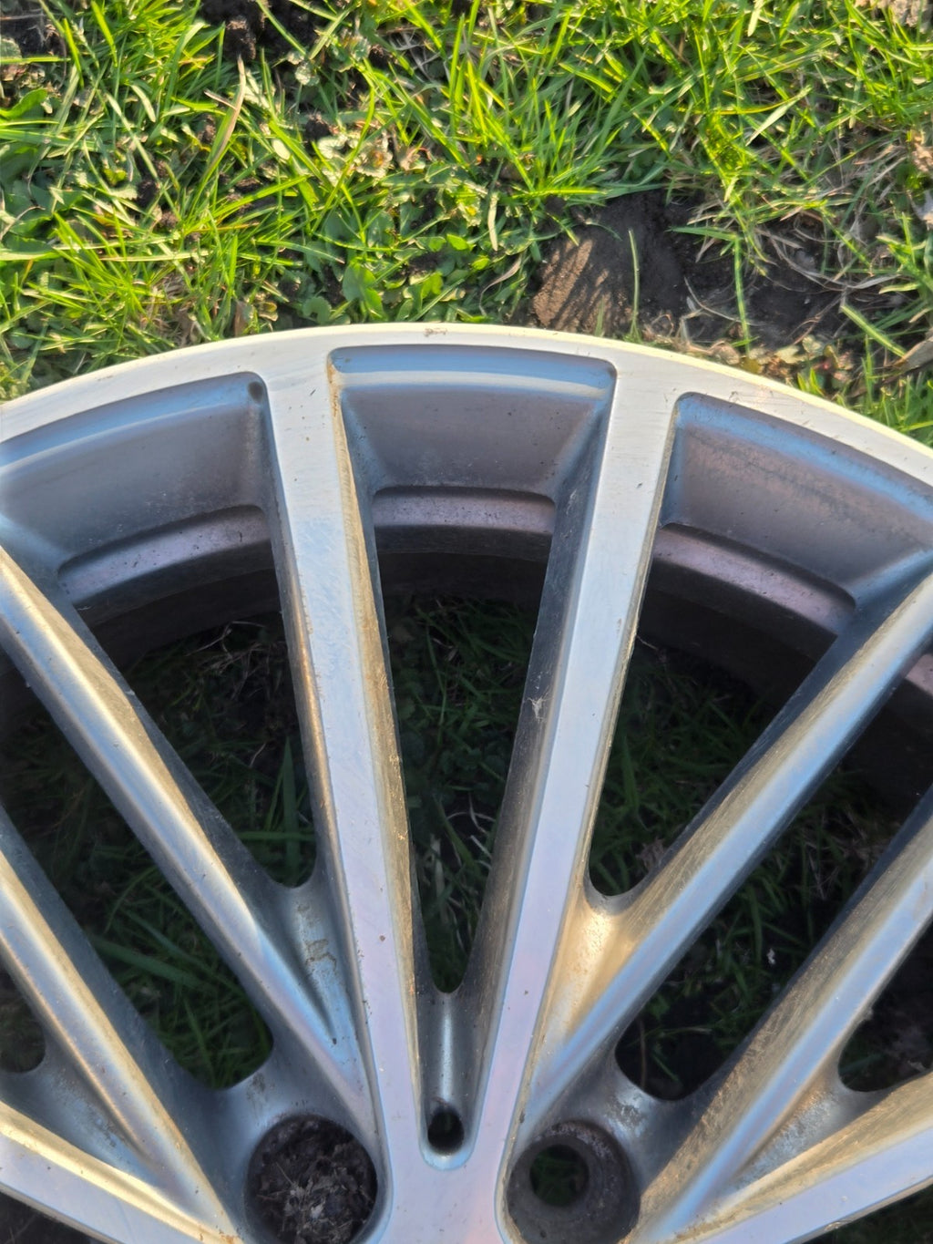 BMW 530i 540i 2017-2020 19" FACTORY OEM WHEEL RIM FRONT 86331 36116863422