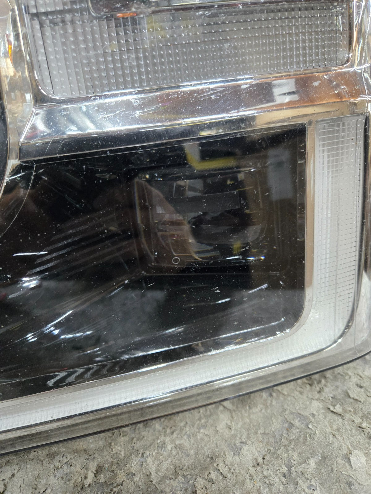 2020-2022 Ford F250 F350 F450 LED Headlight LEFT LH Driver LC3B-13E015-C OEM