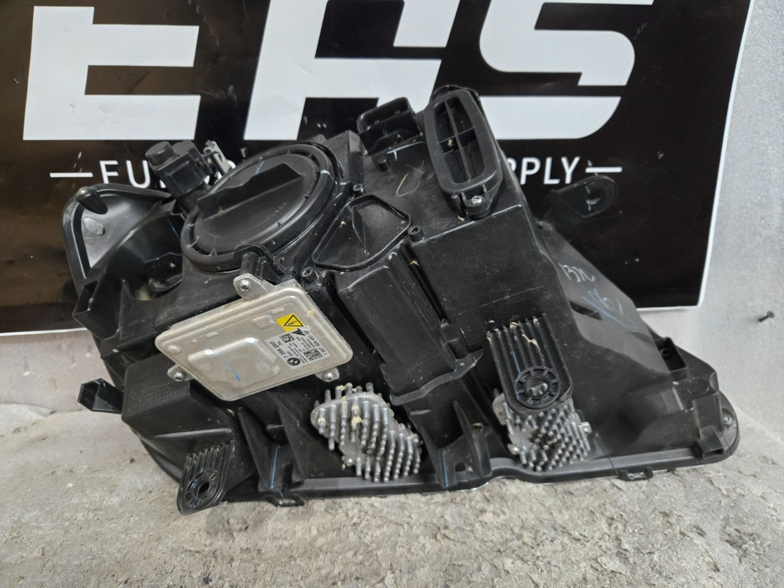 2011-2014 BMW F25 X3 LEFT DRIVER XENON ADAPTIVE HEADLIGHT OEM 7219621 COMPLETE
