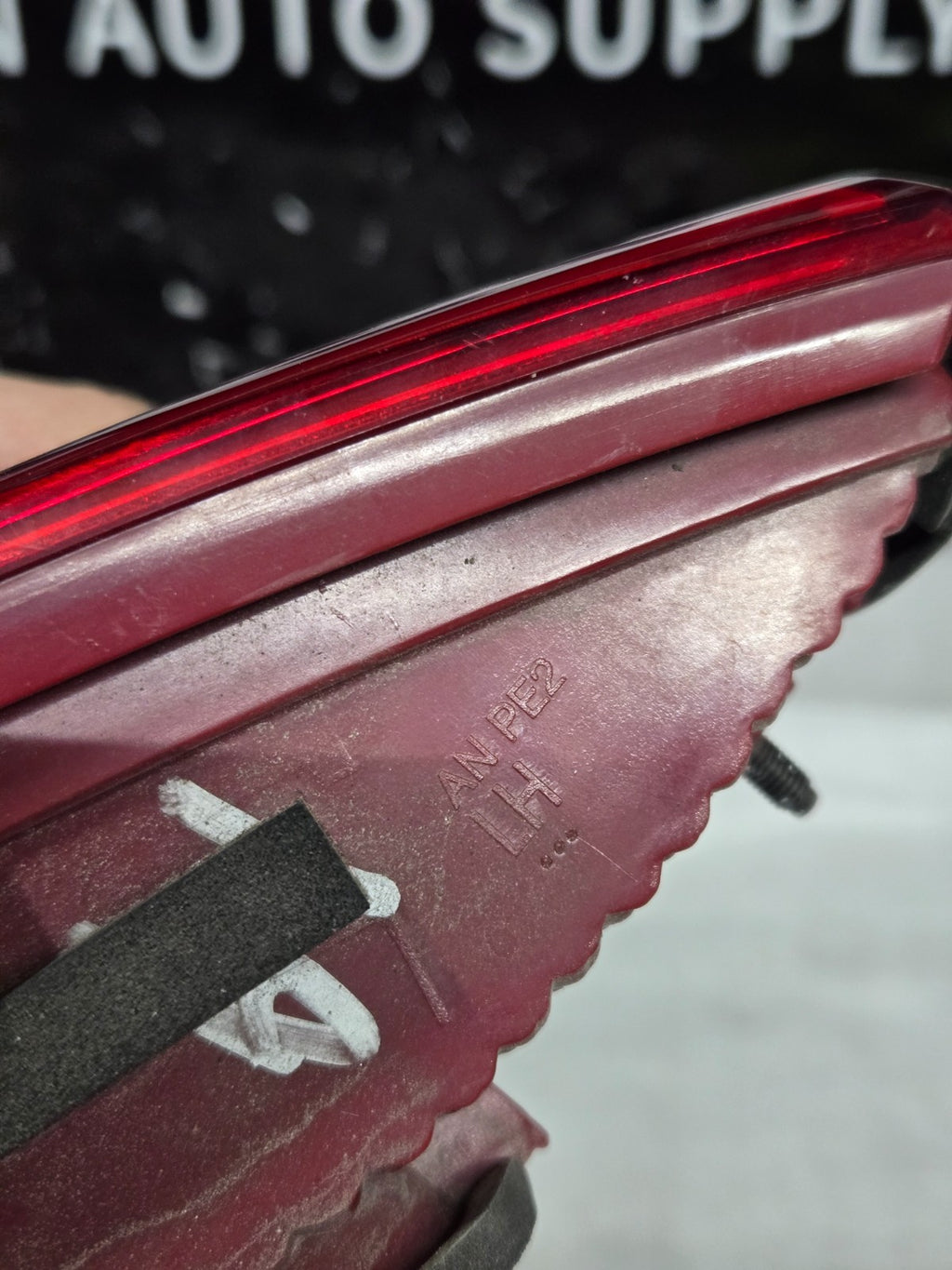 2017-2018 Hyundai Santa Fe Left LH Driver Side Inner Halogen Tail Light OEM