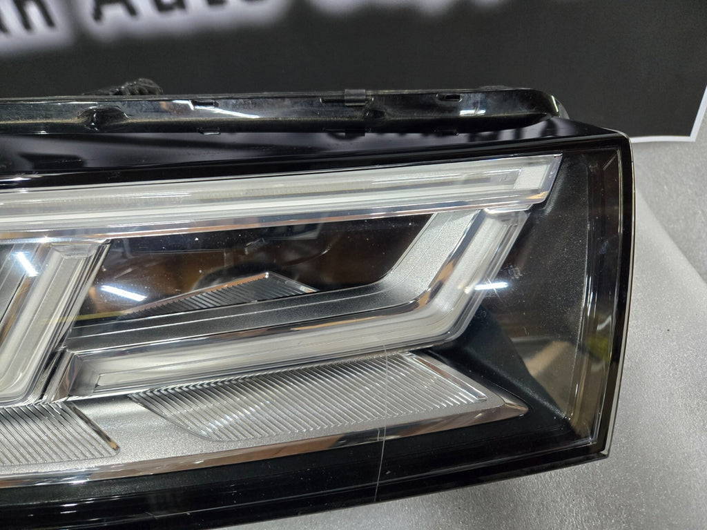 2018 2019 2020 Audi Q5 SQ5 LED Headlight Right Passenger Side RH OEM 80A941034B