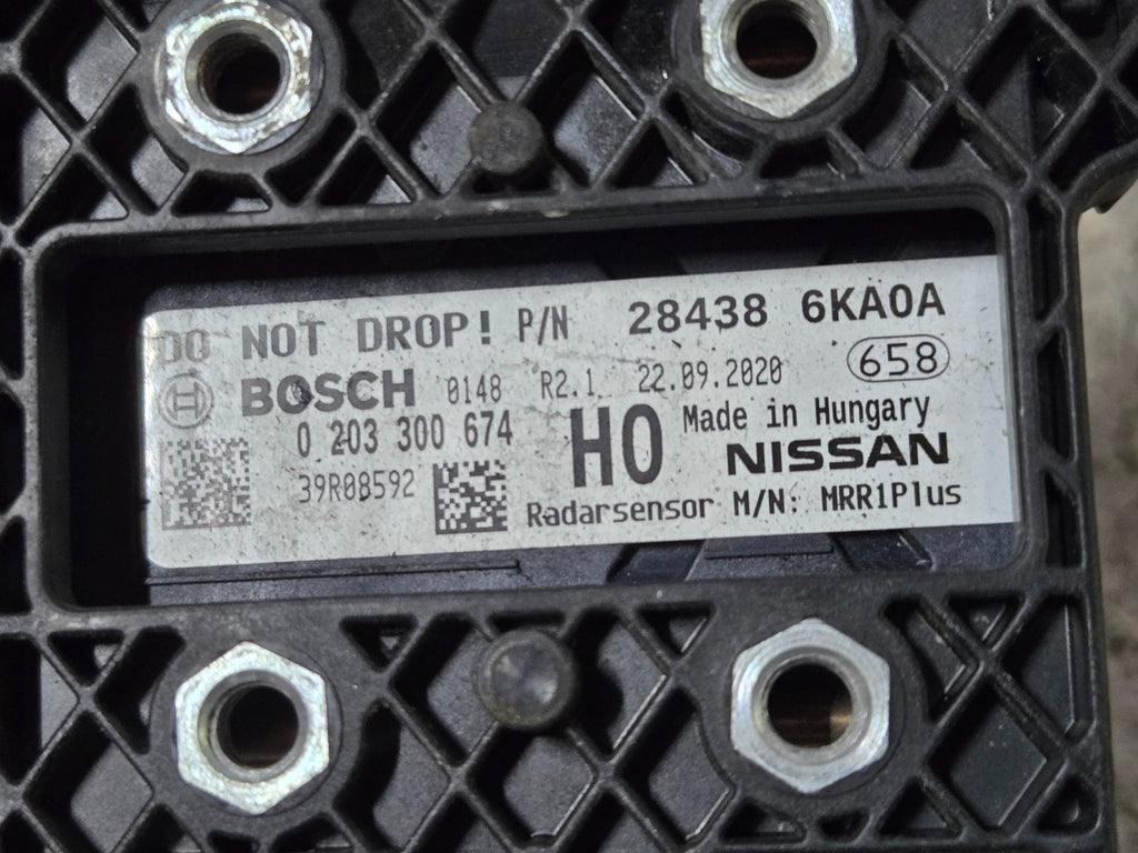 2017-2020 NISSAN PATHFINDER CRUISE CONTROL DISTANCE RADAR SENSOR OEM 284386KA0A