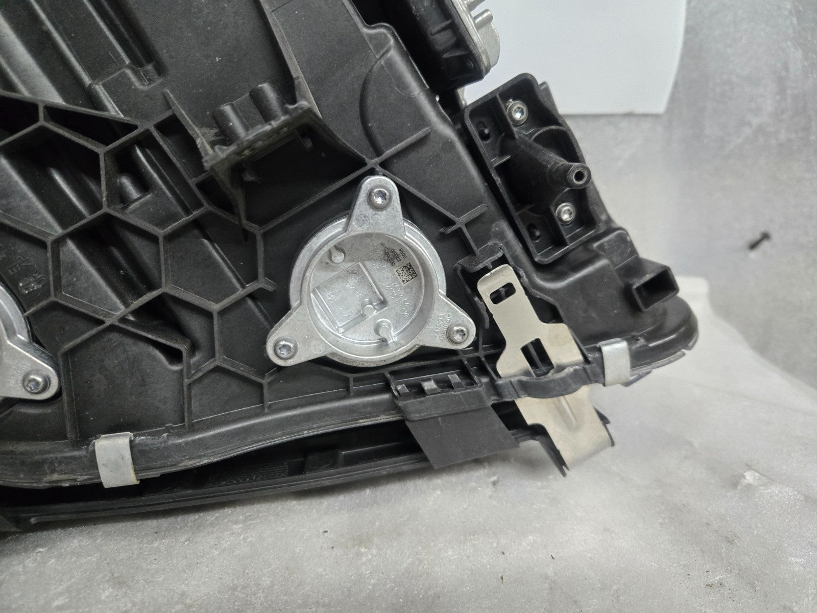 2018-2021 BMW X3 X4 Left Driver Non-Adaptive LED Headlight OEM COMPLETE 8739651
