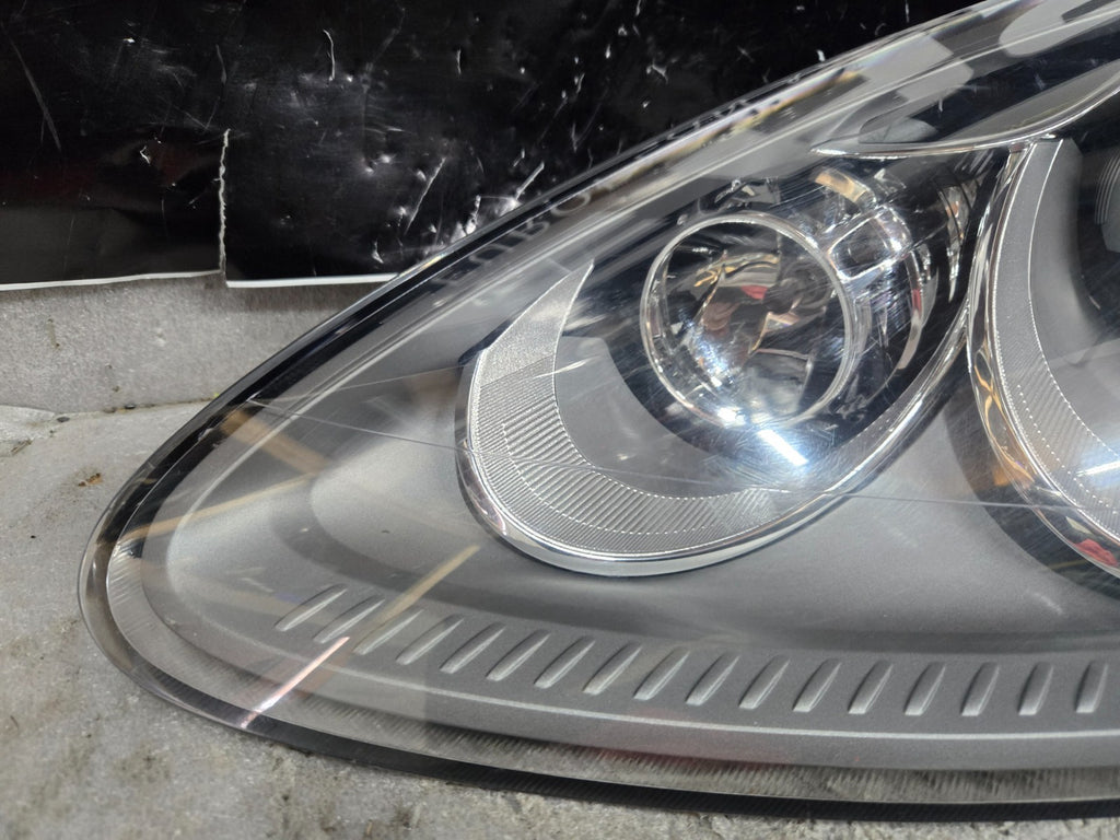2011-2014 Porsche Cayenne Left LH Driver Side Headlight Halogen OEM 7P5941029CE