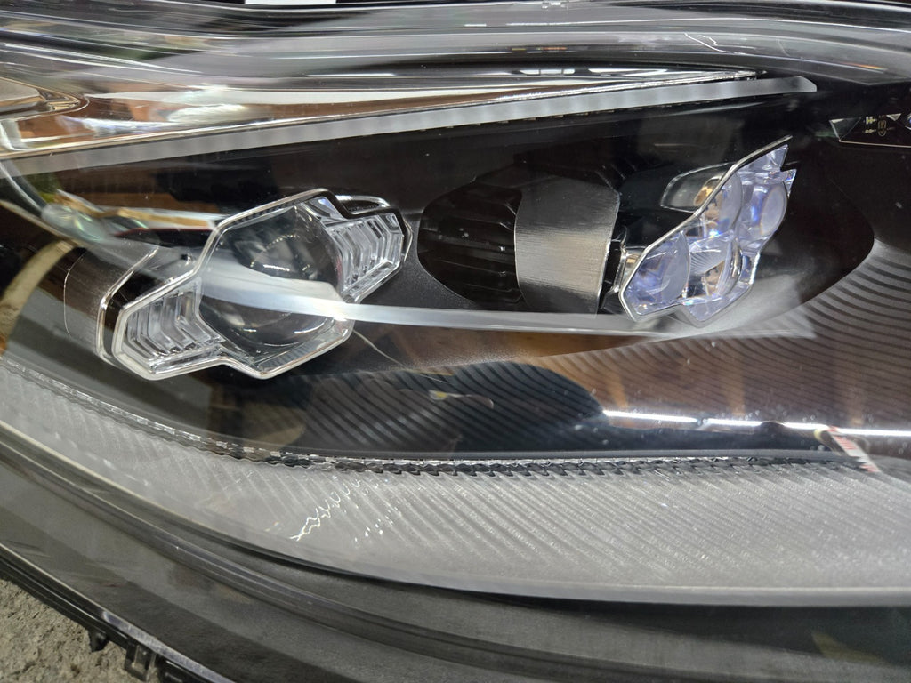 2017-2023 Aston Martin DB11 LED Headlight Right RH Passenger HY5313W029CD OEM