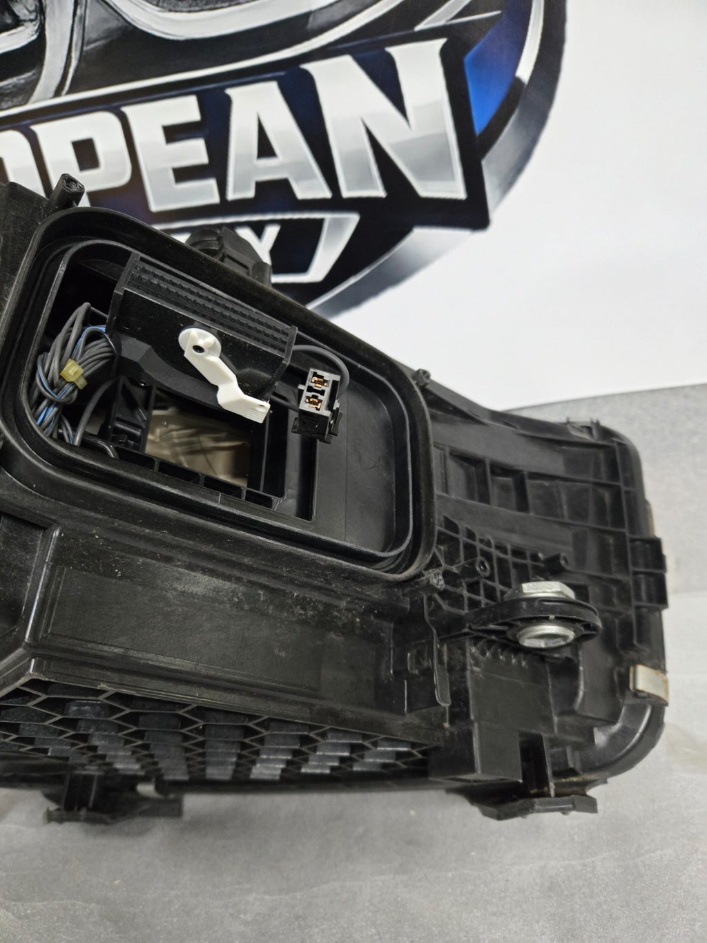 2022-2025 Mercedes W206 C-Class C300 Left Driver LED Headlight OEM A2069068504