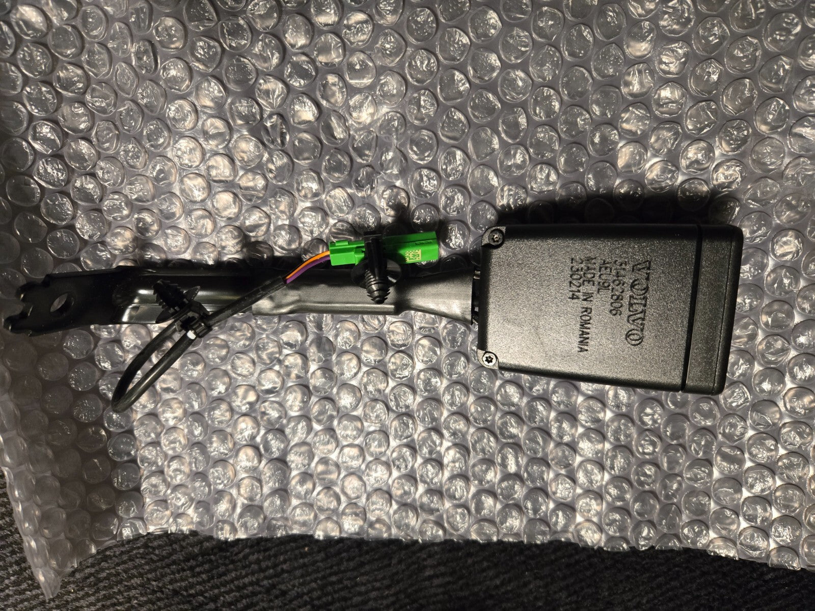 2019 - 2024 VOLVO XC40 FRONT LEFT DRIVER SEAT BELT SEATBELT BUCKLE OEM 31462806