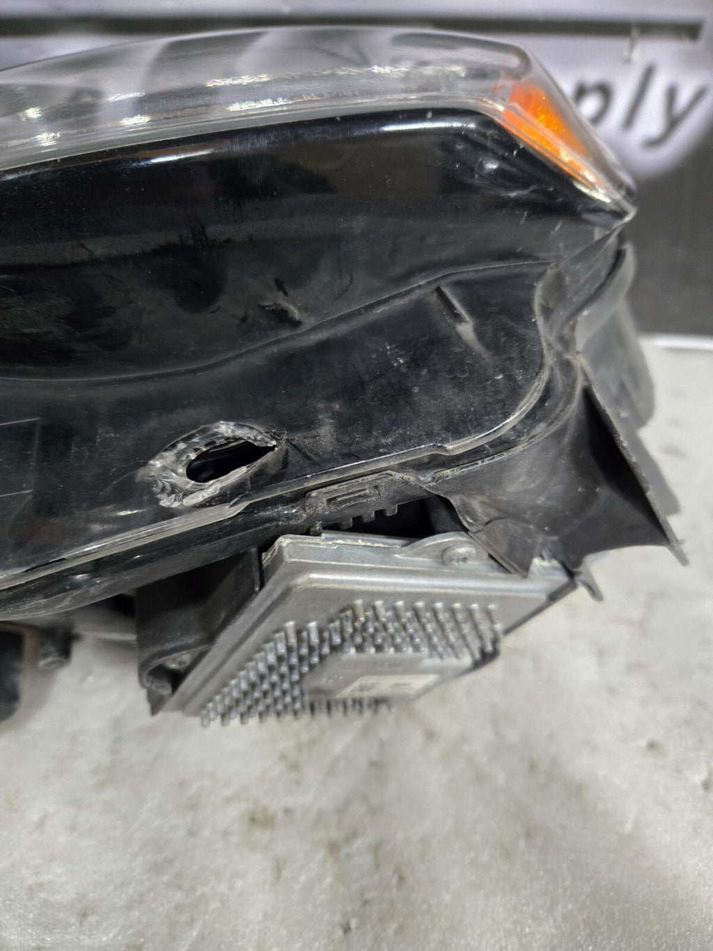 2017-2021 Jeep Grand Cherokee LH Driver Side Left Headlight Lamp 68289237AF OEM