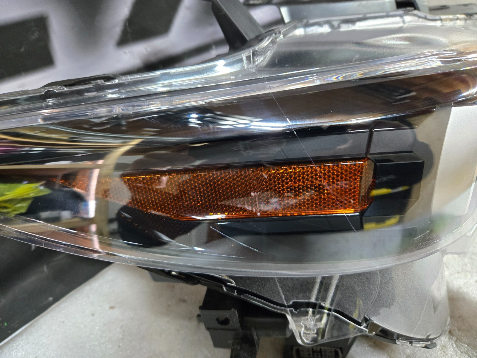 2022-2024 MAZDA CX-5 HEADLIGHT RIGHT PASSENGER SIDE LED NON AFS OEM KSD6-51030