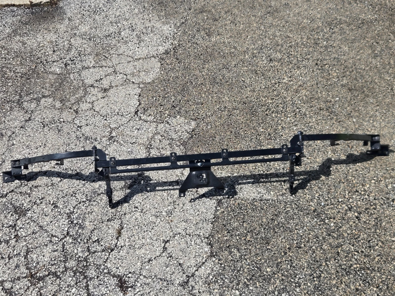 LAMBORGHINI HURACAN REAR BUMPER CROSSMEMBER SUPPORT MOUNT BRACKET OEM 4T0813753E