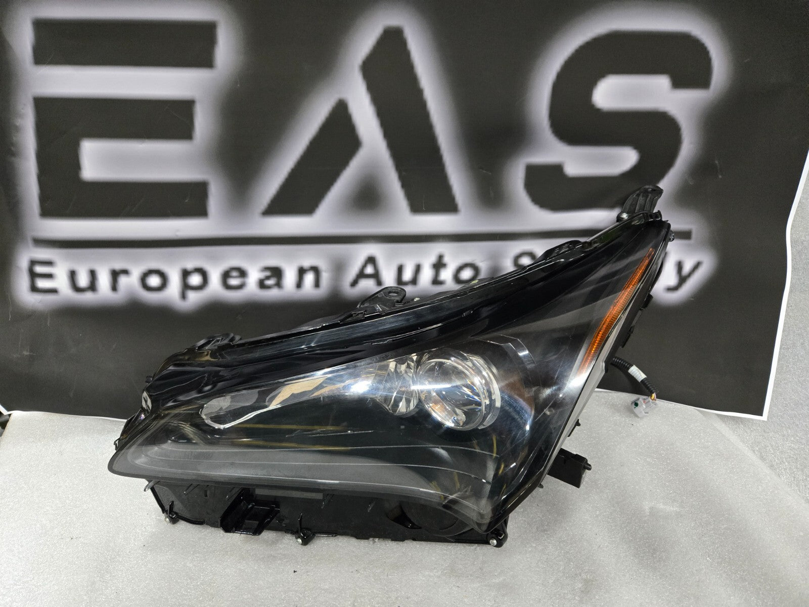 2015 2016 2017 Lexus NX NX200 NX300 Left Driver LH LED Headlight w/ Halogen OEM