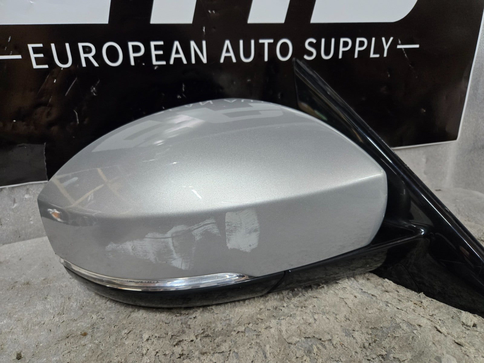 2014-2019 RANGE ROVER SPORT RIGHT RH SIDE VIEW DOOR MIRROR W/BLIND SPOT OEM