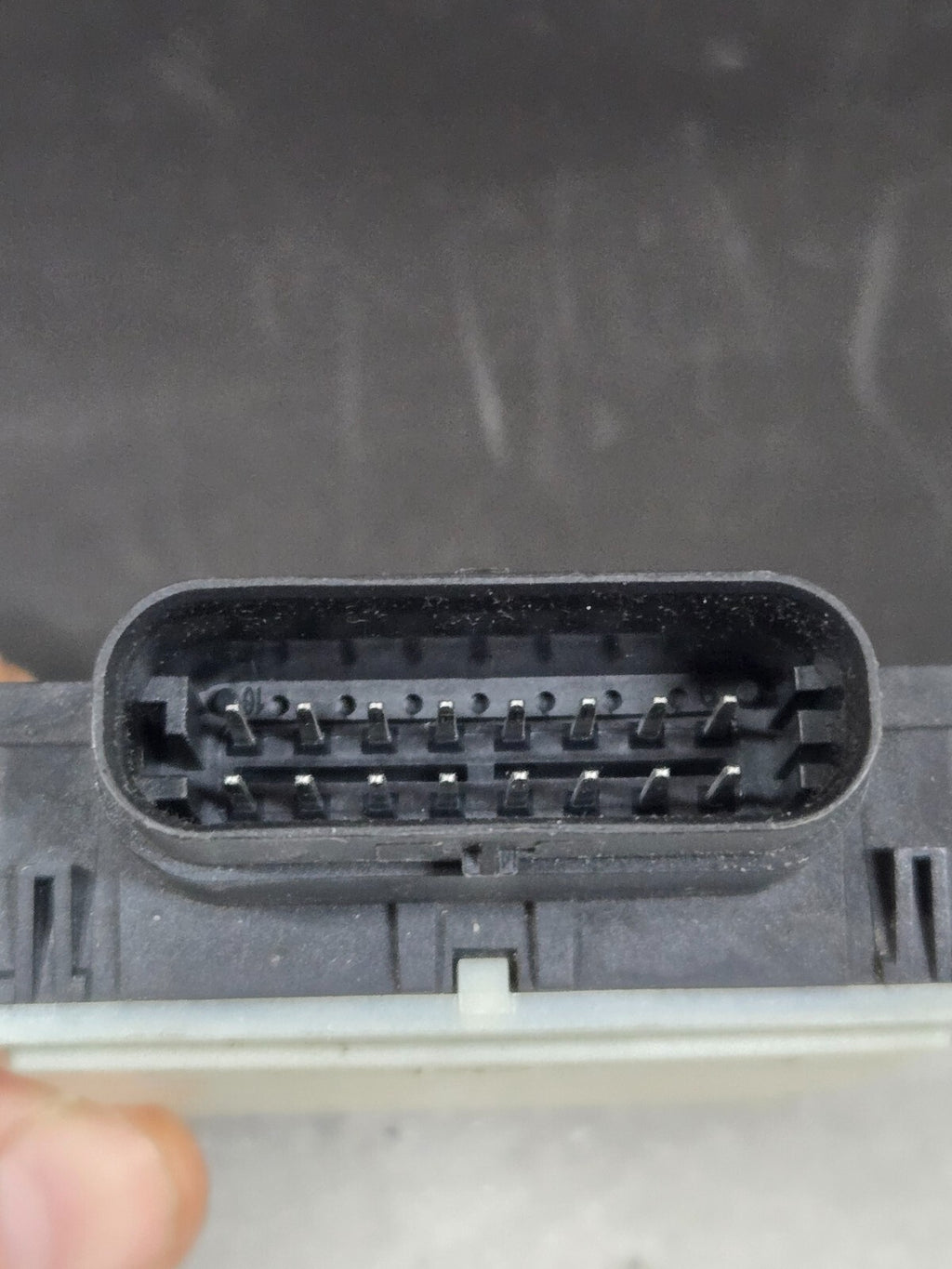 2018-2022 BMW 530i X3 X5 REAR BUMPER BLIND SPOT RADAR SENSOR MODULE 66325A0CDA7