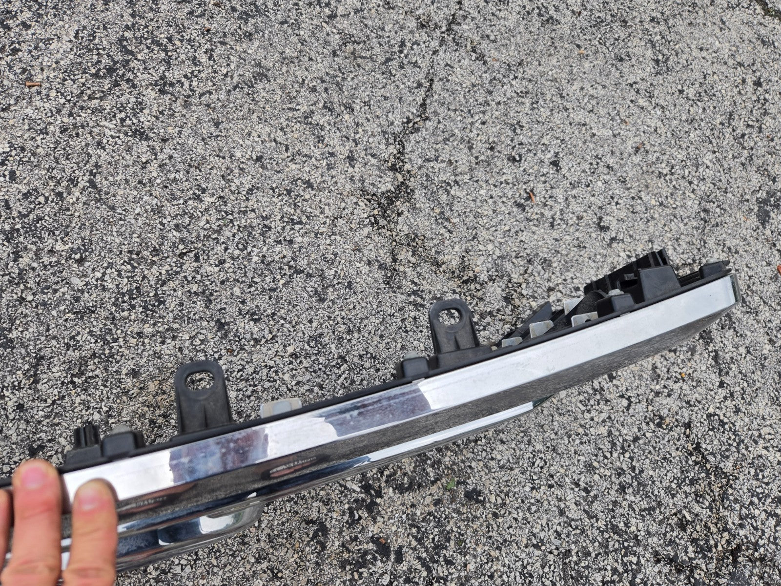 2015-2017 FORD F150 XLT OEM CHROME GRILLE FL34-8200-EBS W/ EMBLEM