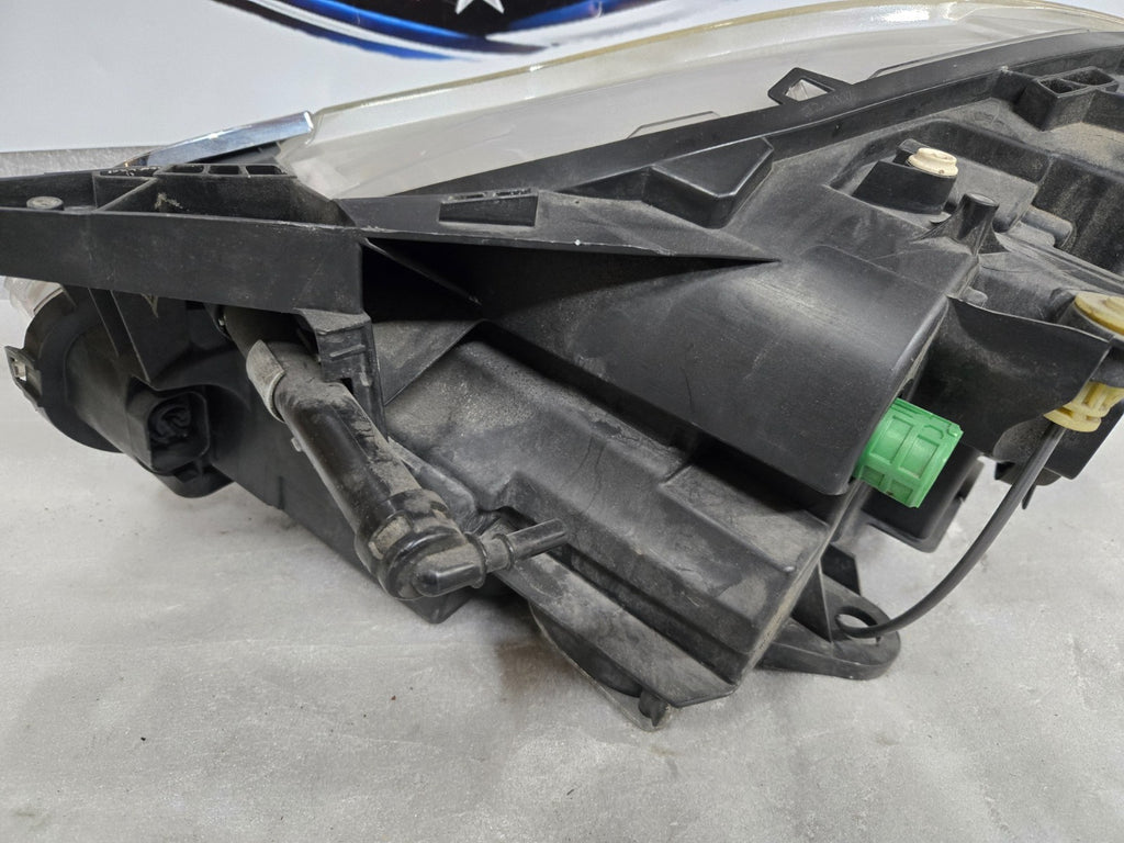 2014 2015 2016 2017 MASERATI QUATTROPORTE HEADLIGHT RIGHT RH 670006567 XENON OEM