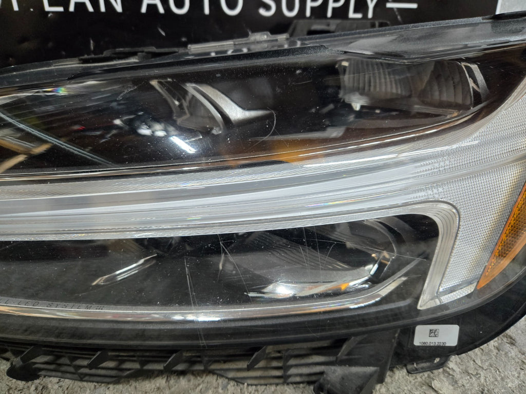 2018-2022 Volvo XC60 Left Driver Side FULL LED Headlight OEM 32228490 COMPLETE!!
