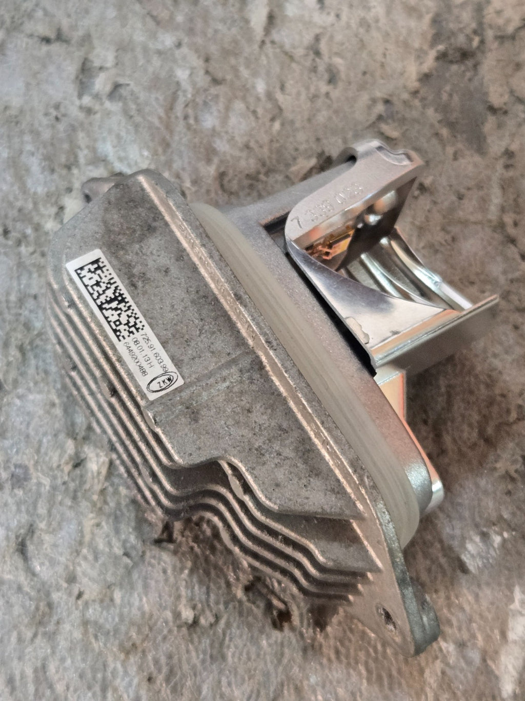 2012-2015 BMW 7 Series Left Hand Cornering Light Computer Module 7339023 OEM