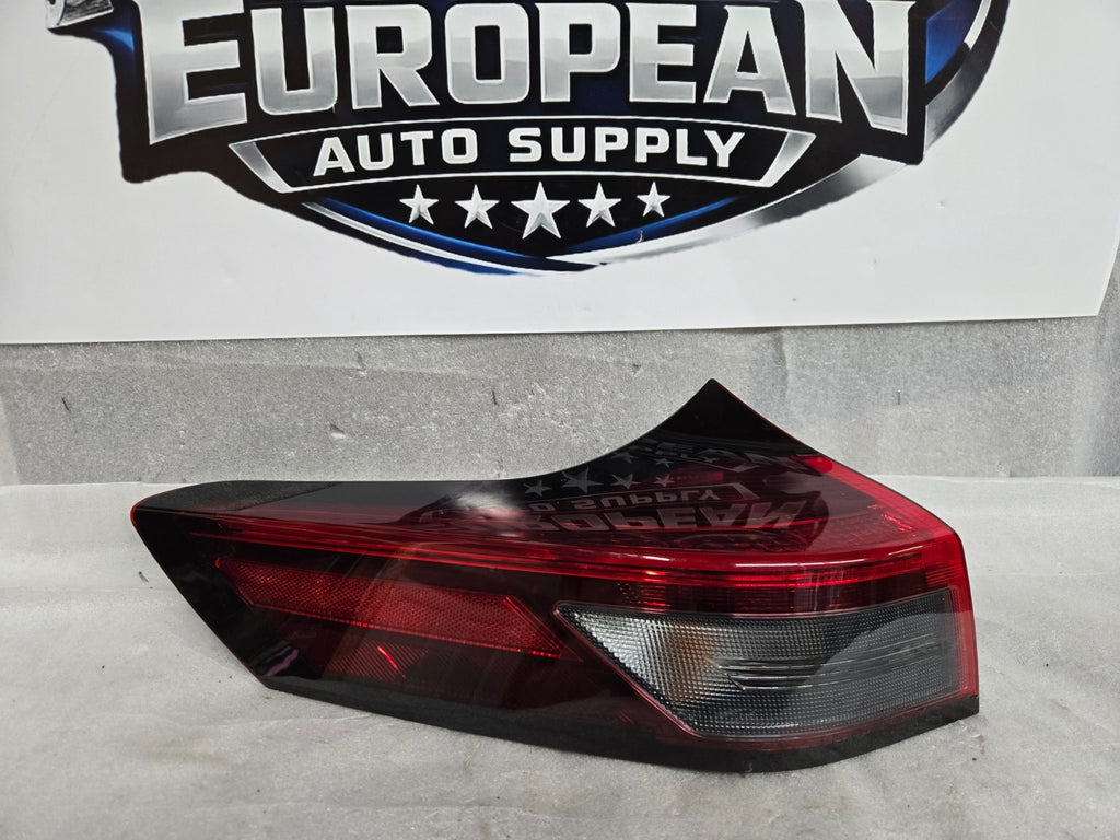 2021-2024 Nissan Rogue LED w/ Halogen Tail Light Driver Left LH OEM 26555-6RR0C