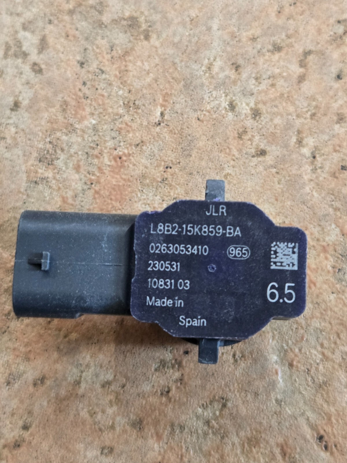 Land Rover Jaguar Parking Distance Bumper 1x Sensor PDC L8B2-15K859-BA Genuine